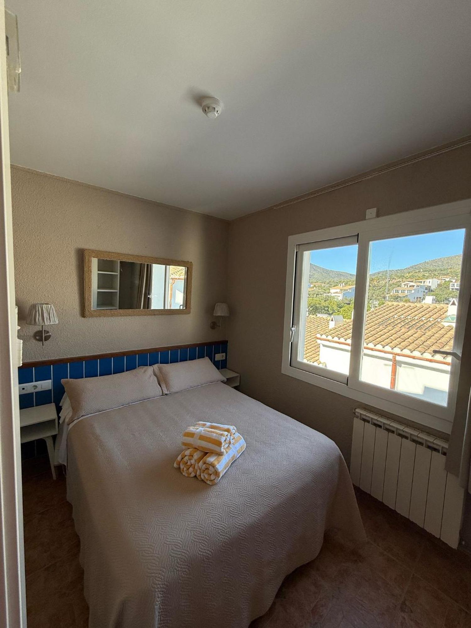 Allotjament i esmorzar La Fonda Cadaqués